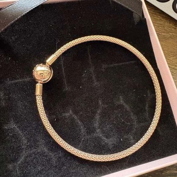 Pandora Rose Gold Mesh Bracelet - Picture 2 of 4